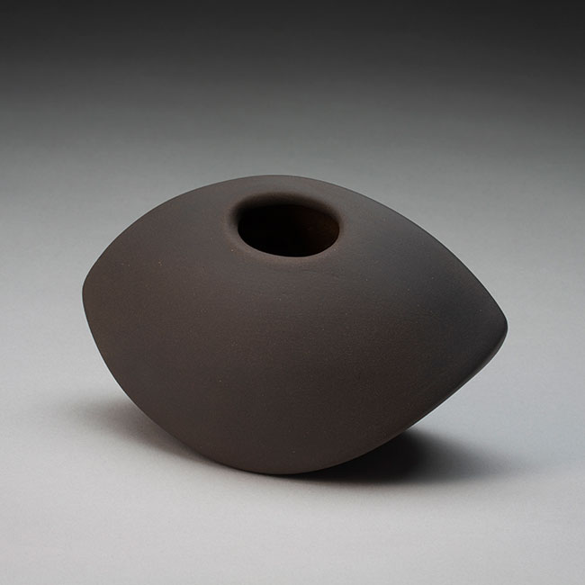 brown stoneware slab ikebana vessel